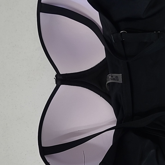 Black Women's Bustier style swimtop size 36DD - Picture 3 of 5